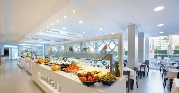 Aparthotel Playa De Muro Suites