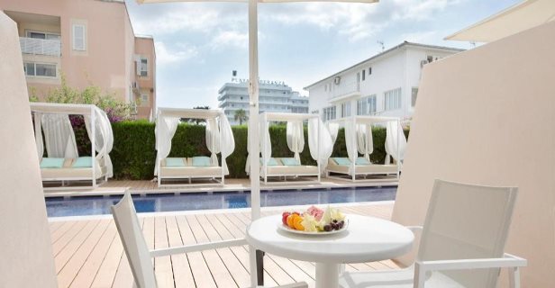 Aparthotel Playa De Muro Suites