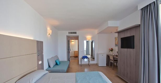 Aparthotel Playa Dorada