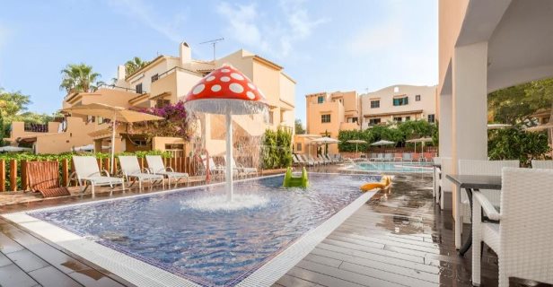 Aparthotel Playa Ferrera