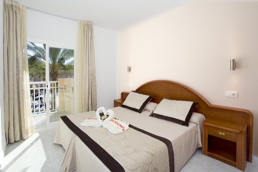 Aparthotel Playa Mar And Spa