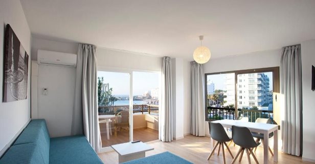 Aparthotel Playamar