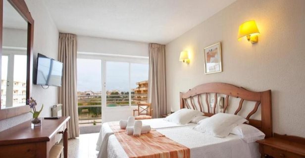 Aparthotel Playamar