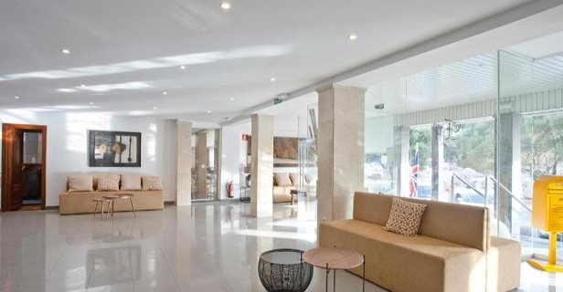 Aparthotel Playamar