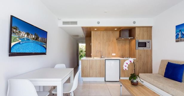 Aparthotel Playas Cas Saboners