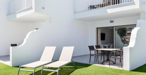 Aparthotel Playas Cas Saboners
