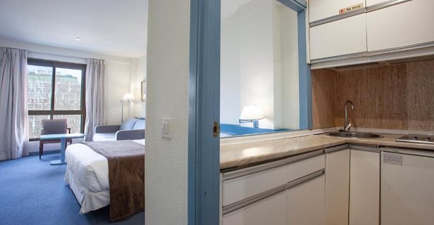 Aparthotel Plaza De España