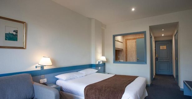 Aparthotel Plaza De España