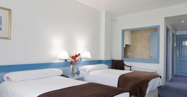 Aparthotel Plaza De España