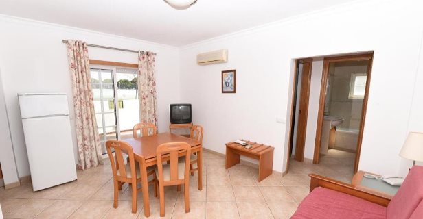 Aparthotel Praia Da Lota Resort