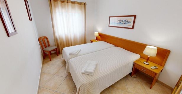 Aparthotel Praia Da Lota Resort