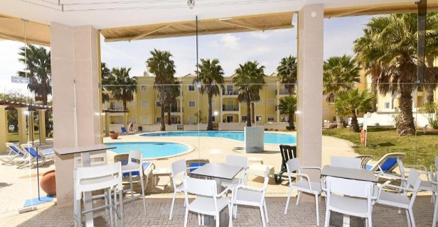 Aparthotel Praia Da Lota Resort