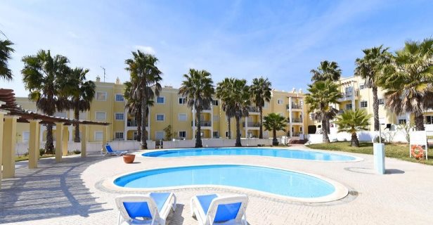 Aparthotel Praia Da Lota Resort