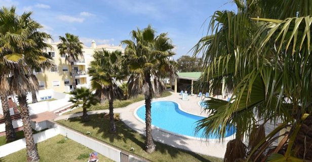 Aparthotel Praia Da Lota Resort