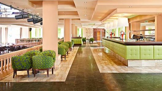 Aparthotel Protur Monte Safari