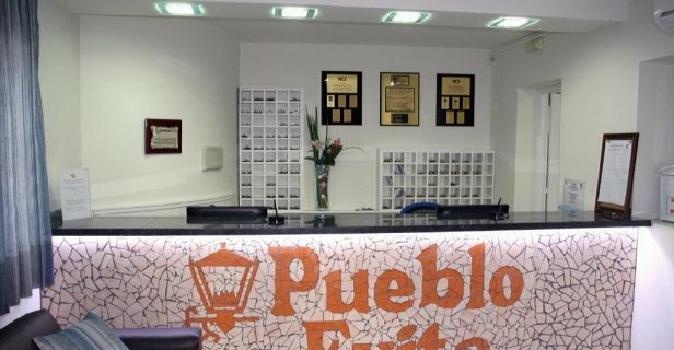 Aparthotel Pueblo Evita