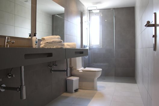Aparthotel Puerto Cala Vadella