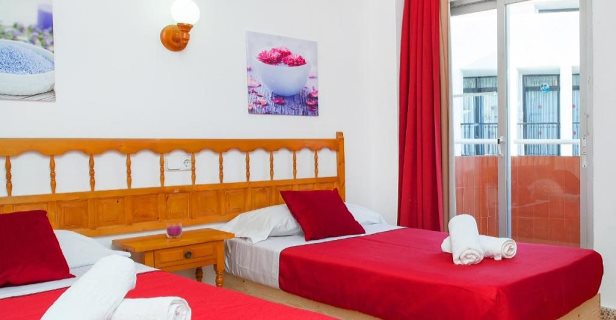 Aparthotel Puet