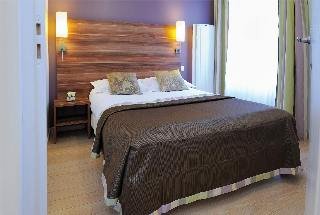 Aparthotel Residhome Bures La Guyonnerie