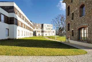 Aparthotel Residhome Bures La Guyonnerie