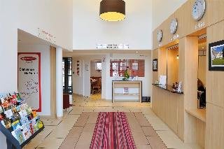 Aparthotel Residhome Bures La Guyonnerie