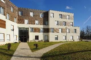 Aparthotel Residhome Bures La Guyonnerie