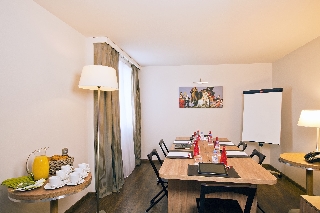 Aparthotel Residhome Roissy Park