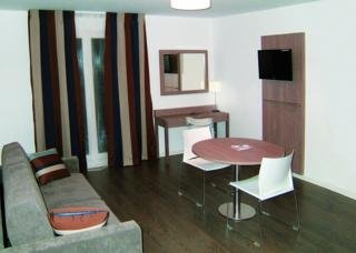 Aparthotel Residhome Roissy Village