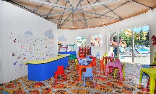 Aparthotel Rosa Del Mar