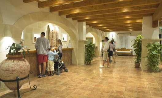 Aparthotel Royal Son Bou Family Club