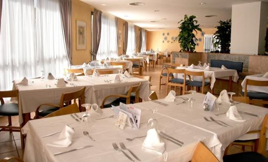 Aparthotel Royal Son Bou Family Club