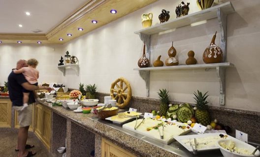 Aparthotel Royal Son Bou Family Club