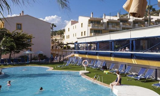 Aparthotel Royal Son Bou Family Club