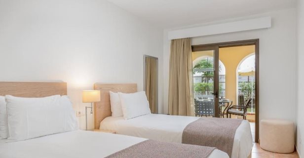 Aparthotel Royal Sunset Beach Club
