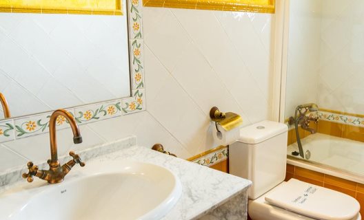 Aparthotel Rural Galaroza