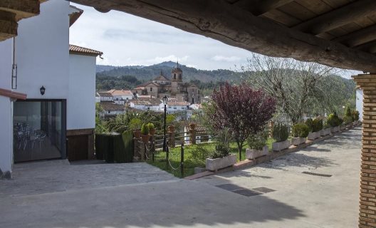 Aparthotel Rural Galaroza