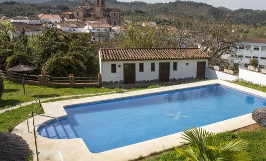 Aparthotel Rural Galaroza