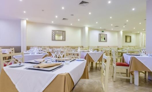 Aparthotel Santa Eulalia & Spa