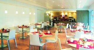Aparthotel Sejours Et Affaires Roissy Village