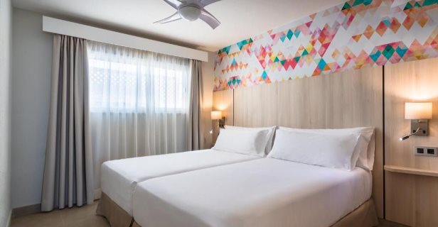 Aparthotel Servatur Isora Suites