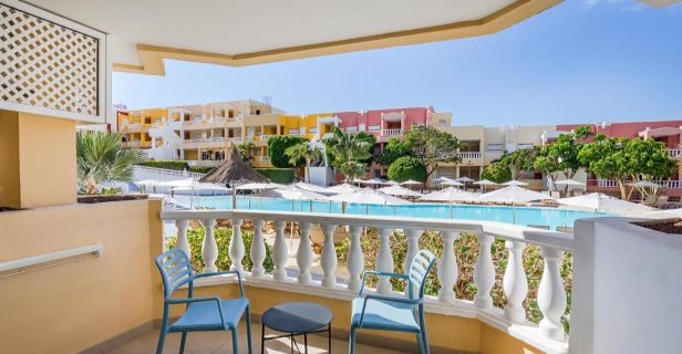 Aparthotel Servatur Isora Suites