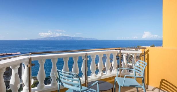 Aparthotel Servatur Isora Suites