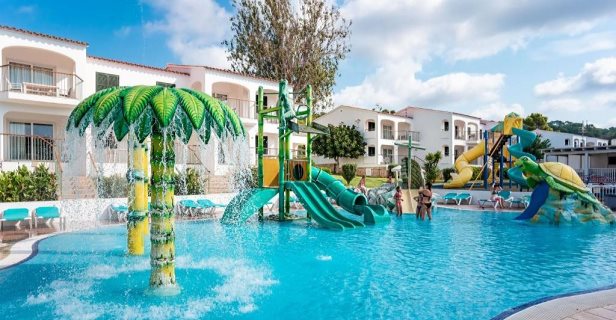 Aparthotel Seth Mestral Llebeig