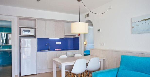 Aparthotel Seth Mestral Llebeig