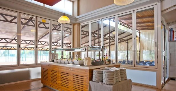 Aparthotel Seth Mestral Llebeig
