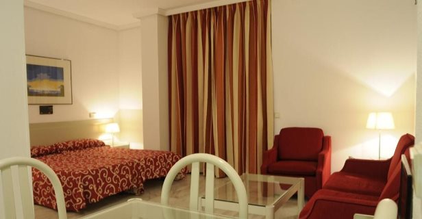 Aparthotel Simón Verde