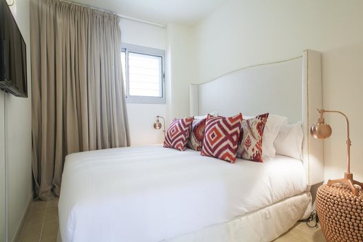 Aparthotel Splendom Suites Pau Claris