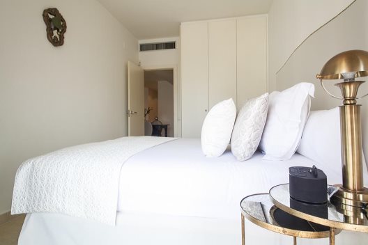 Aparthotel Splendom Suites Pau Claris