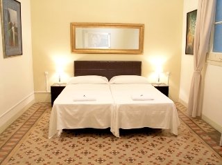 Aparthotel Stayinbcnsuites B&b