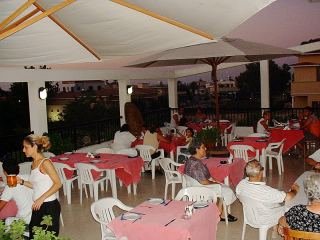 Aparthotel Stephanos